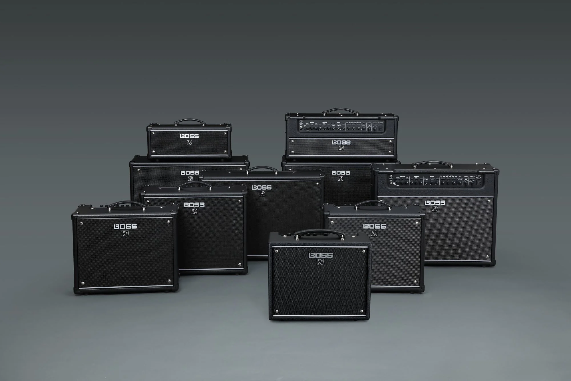 Gitarrenverstärker, schwarz, Lautsprecherbox, Bedienfeld, Tragegriff, Gitarrenverstärker, Schwarz, Lautsprecherbox, Bedienregler, Tragegriff